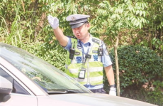 金华 交警,守护平安出行，护航城市交通发展