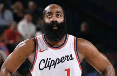 哈登受伤,快船前景堪忧，NBA历史得分榜再添新篇章”